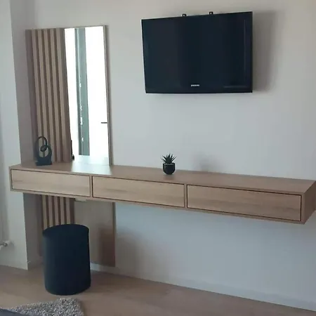 Onix Tomis 605 Apartment *